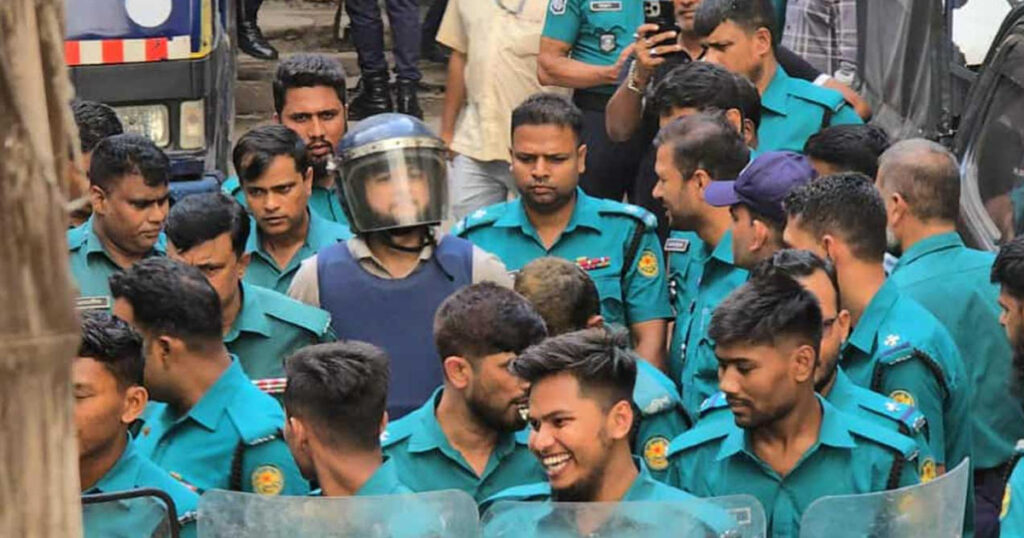 হত্যা মামলায় তৌহিদ আফ্রিদি ৫ দিনের রিমান্ডে হত্যা মামলায় তৌহিদ আফ্রিদি ৫ দিনের রিমান্ডে