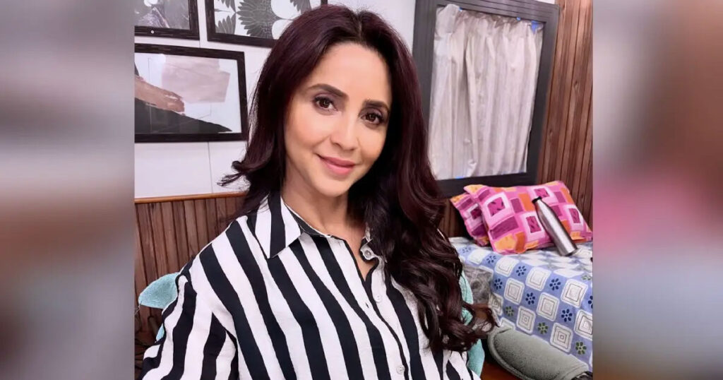 ‘লোকটা হঠাৎ প্যান্টের ভেতরে হাত ঢুকিয়ে দেয়’