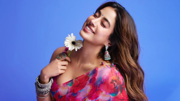 তিন সন্তানের মা হতে চান জাহ্নবী কাপুর