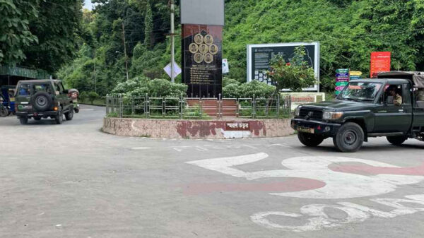থমথমে চবি ক্যাম্পাস, চলছে যৌথবাহিনীর টহল