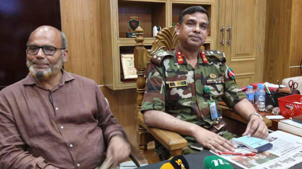 নুরের সুস্থ হতে ৪-৬ সপ্তাহ সময় লাগতে পারে ঢামেক পরিচালক