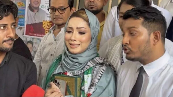 পাসপোর্ট ফেরত পেলেন না মডেল মেঘনা আলম