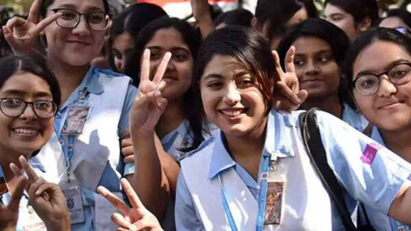 এইচএসসি ও সমমানের ফলাফল প্রকাশ, পাসের হার ৫৮.৮৩ শতাংশ