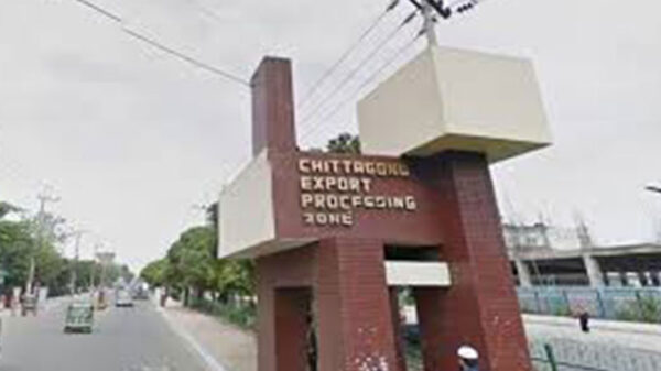 চট্টগ্রাম ইপিজেডে পোশাক কারখানায় আগুন