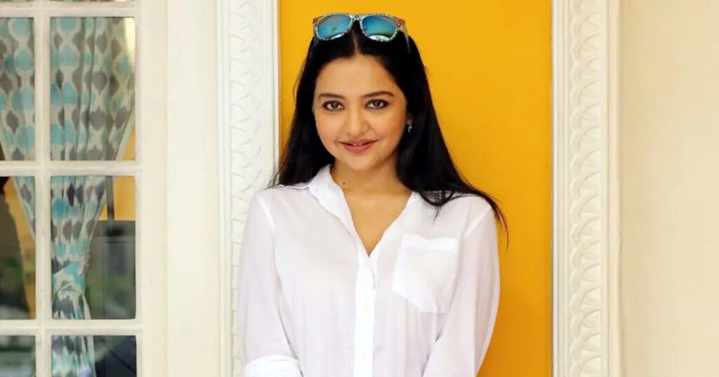 অভিনয়ে ফিরছেন জুন মালিয়া