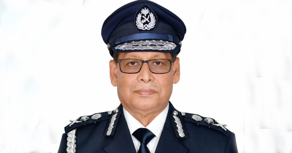 ইন্টারপোলের ৯৩তম সম্মেলন শেষে দেশে ফিরলেন আইজিপি আইজিপি