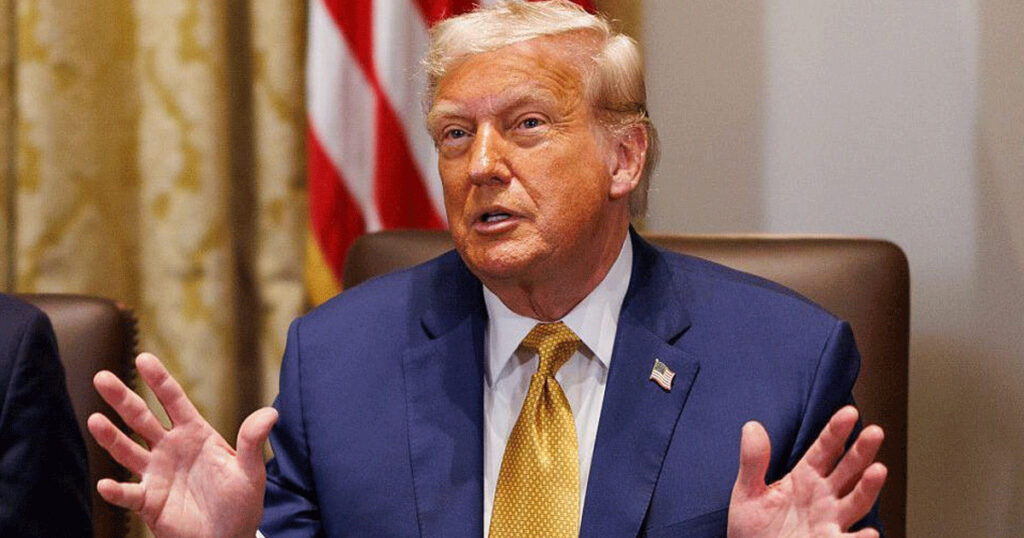 চার দেশের ওপর থেকে শুল্ক প্রত্যাহার করছেন ট্রাম্প চার দেশের ওপর থেকে শুল্ক প্রত্যাহার করছেন ট্রাম্প