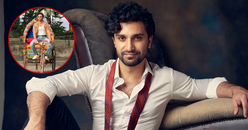 ঢাকায় রিকশা চালালেন আহাদ রাজা