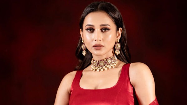 তোমাকে ছাড়া একটা দিনও থাকতে পারবো না: মিমি