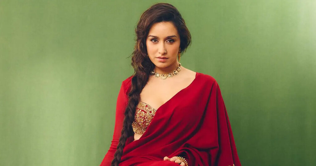 নীরবতা ভেঙে ফিরছেন শ্রদ্ধা