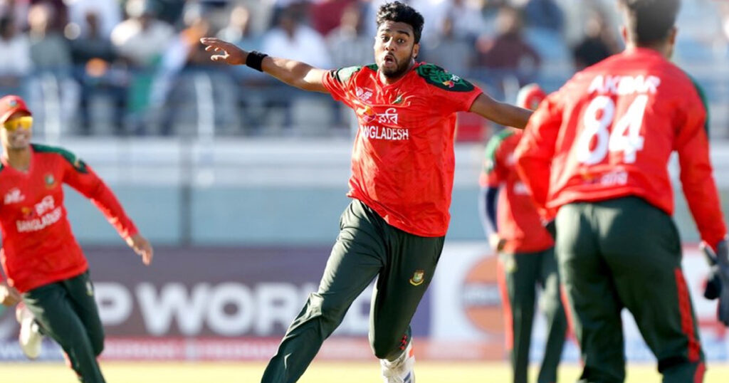 ভারতকে হারিয়ে ফাইনালে বাংলাদেশ ভারতকে হারিয়ে ফাইনালে বাংলাদেশ