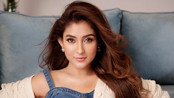 এই গল্প আপনার মনকে উষ্ণ রাখবে মেহজাবীন