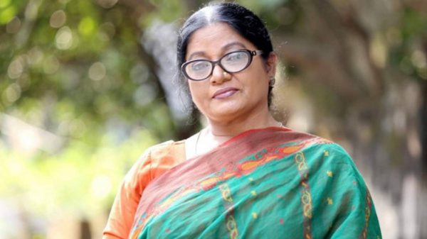 এখন এফডিসির দিকে তাকাই না: ডলি জহুর