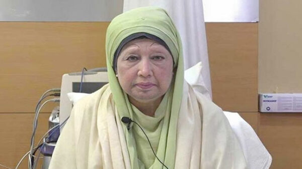 খালেদা জিয়ার চিকিৎসায় ৫ সদস্যের চীনা মেডিকেল টিম ঢাকায়