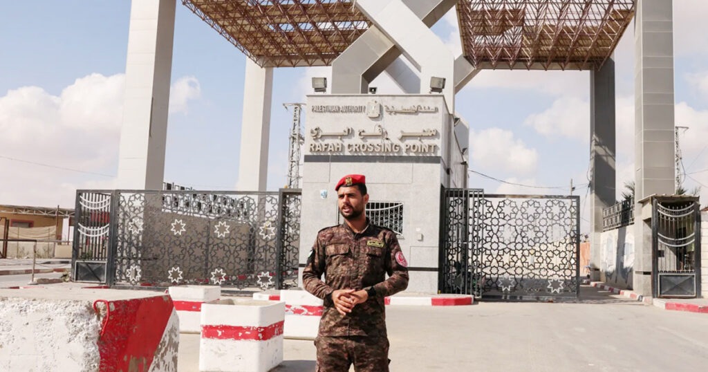 ফিলিস্তিনিদের গাজা ছাড়ার জন্য রাফা ক্রসিং খোলা হবে