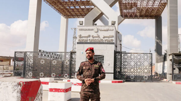 ফিলিস্তিনিদের গাজা ছাড়ার জন্য রাফা ক্রসিং খোলা হবে