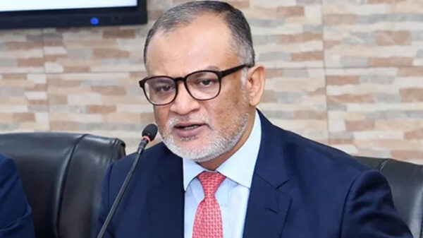 বাণিজ্য উপদেষ্টা