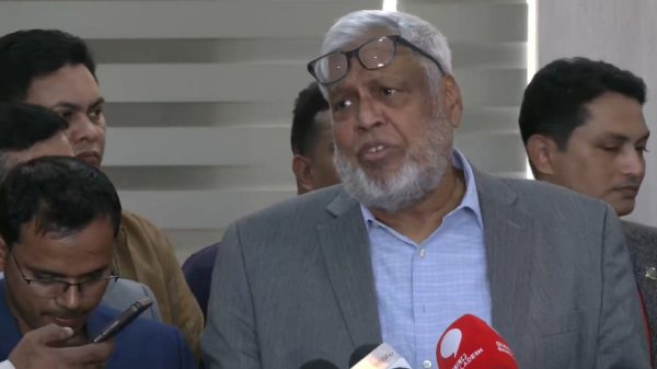 পে-স্কেল বাস্তবায়ন করবে না অন্তর্বর্তী সরকার: জ্বালানি উপদেষ্টা