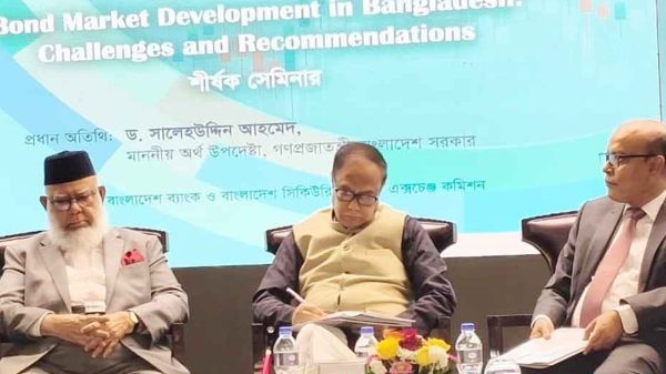 সঞ্চয়পত্র কেনায় সীমা তুলে দেওয়ার কথা ভাবছে সরকার: অর্থসচিব