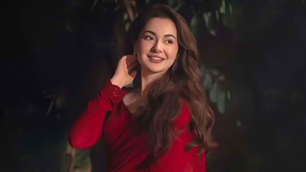 আবারও আলোচনায় হানিয়া আমির