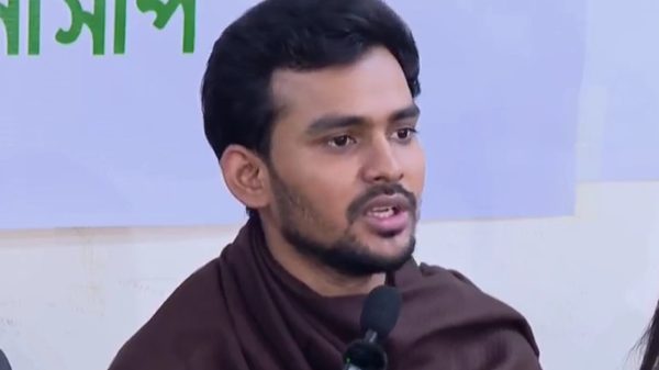 জনগণের কাছে দায়বদ্ধ থাকতে চাই : আসিফ মাহমুদ