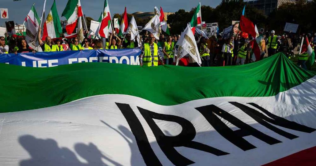 ইন্টারনেট সেবা বন্ধ করার কথা স্বীকার করল ইরান সরকার