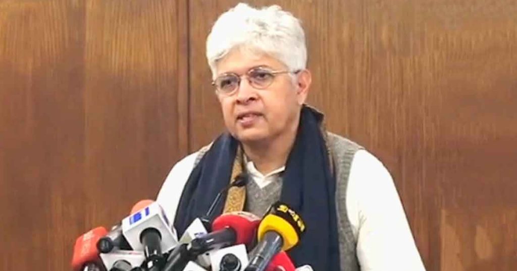 গণভোটের পক্ষে অবস্থান নিতে হবে: উপদেষ্টা আদিলুর