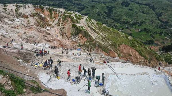 কঙ্গোতে খনি ধসে নারী ও শিশুসহ দুই শতাধিক প্রাণহানি