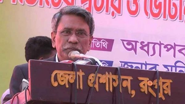 গণভোটে ‘হ্যাঁ’ ভোট দিলে তরুণরা বৈষম্যহীন বাংলাদেশ পাবে আলী রীয়াজ