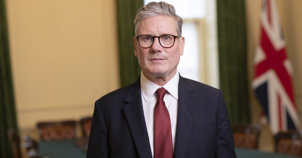 চীন সফরে ব্রিটিশ প্রধানমন্ত্রী স্যার কিয়ার স্টারমার