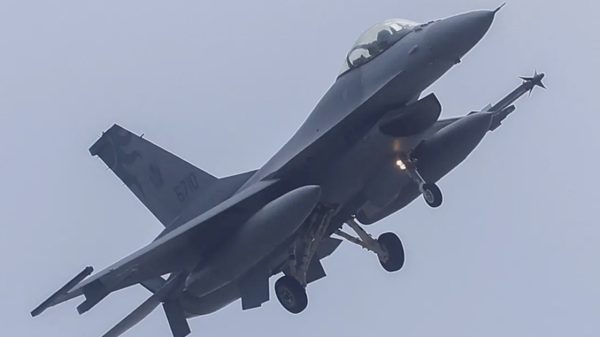 তাইওয়ানে মার্কিন এফ-১৬ যুদ্ধবিমান বিধ্বস্ত