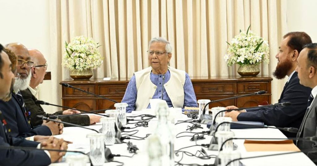 নিজ দেশের নাগরিক হত্যা তাদের গণকবর সভ্য রাষ্ট্রে কল্পনাও করা যায় না প্রধান উপদেষ্টা