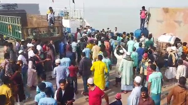 নোয়াখালীতে বিএনপি-এনসিপি সংঘর্ষ, আহত ১০