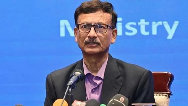 পাকিস্তানের সঙ্গে সম্পর্ক উন্নত করার চেষ্টা করছি পররাষ্ট্র উপদেষ্টা