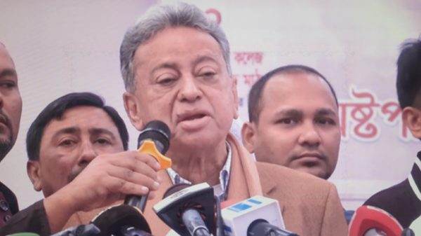 বেগম খালেদা জিয়ার আদর্শ ধারণ করে দেশ এগিয়ে নিতে হবে: আমীর খসরু