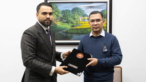 বেগম জিয়ার মৃত্যুতে প্রধান উপদেষ্টার শোকবার্তা হস্তান্তর 