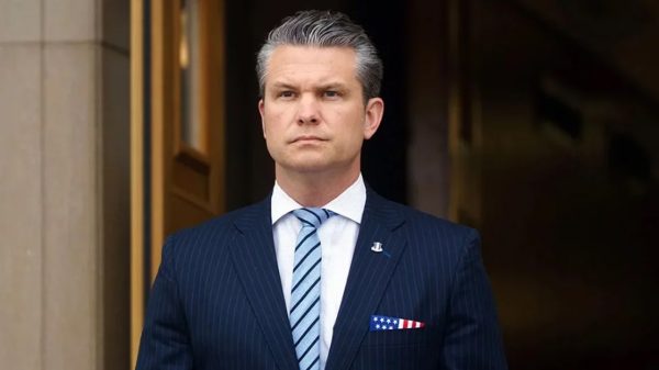 ইরান ইস্যুতে প্রস্তুত যুক্তরাষ্ট্র: মার্কিন প্রতিরক্ষামন্ত্রী