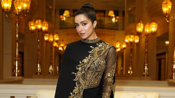 মোদি পরিবারের সদস্য হচ্ছেন শ্রদ্ধা কাপুর!