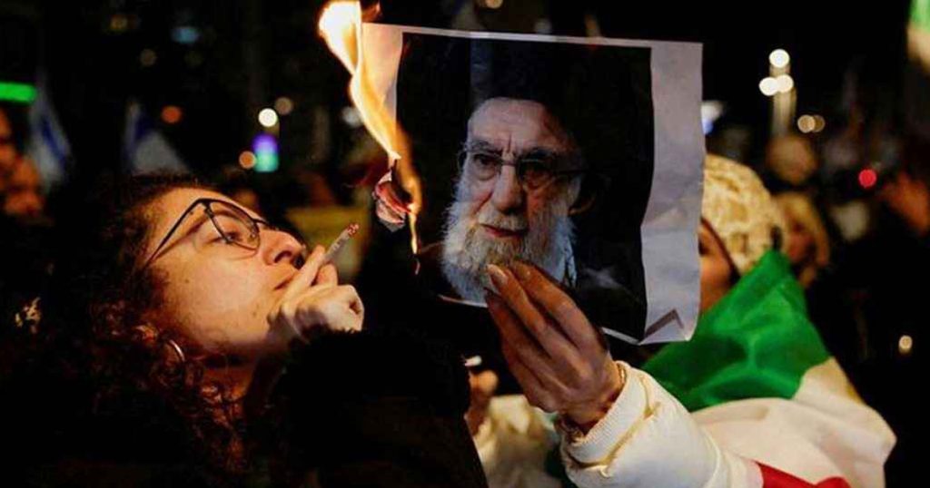 মোসাদের পরিকল্পনা ভেস্তে দিলো ইরান মোসাদের পরিকল্পনা ভেস্তে দিলো ইরান