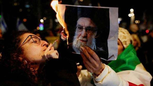 মোসাদের পরিকল্পনা ভেস্তে দিলো ইরান