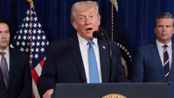 যুক্তরাষ্ট্রকে ৫ কোটি ব্যারেল তেল দেবে ভেনেজুয়েলা ট্রাম্প