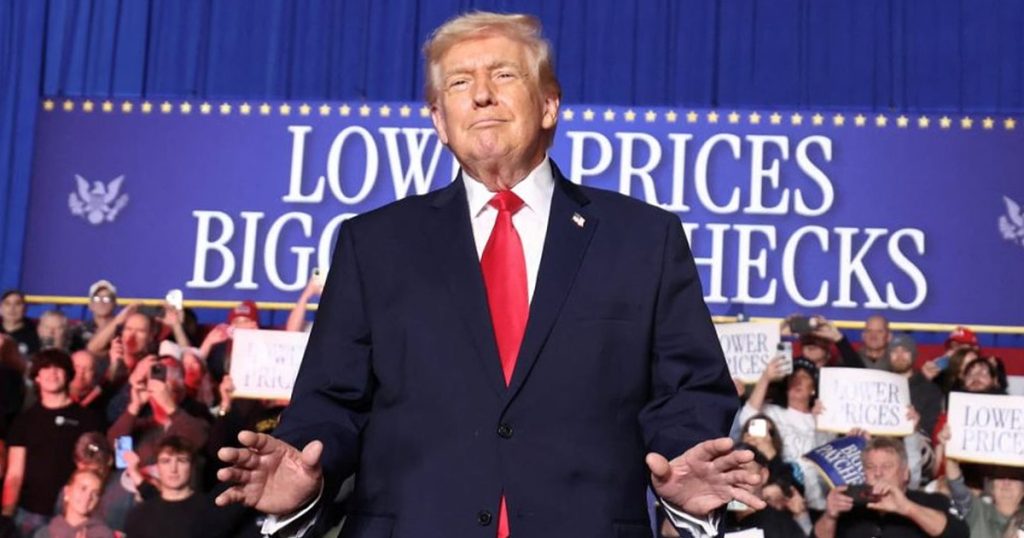 যুক্তরাষ্ট্রের আরও একটি নৌবহর ইরানের দিকে এগোচ্ছে, দাবি ট্রাম্পের