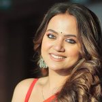 রাস্তায় হেনস্তার শিকার অভিনেত্রী অহনা দত্ত