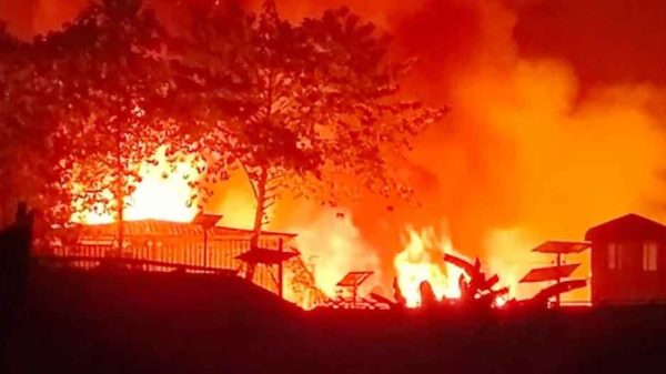 রোহিঙ্গা ক্যাম্পে ভয়াবহ আগুন, পুড়ল ৫০০ বসতি