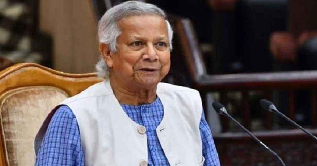 লুট হওয়া অস্ত্র দ্রুত উদ্ধার করার তাগিদ প্রধান উপদেষ্টার