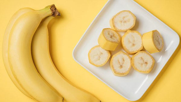 শীতে কলা খাওয়া কি উপকারী?