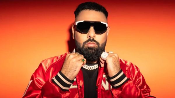 ১২ কোটি টাকার গাড়ি কিনে আক্ষেপ প্রকাশ বাদশার