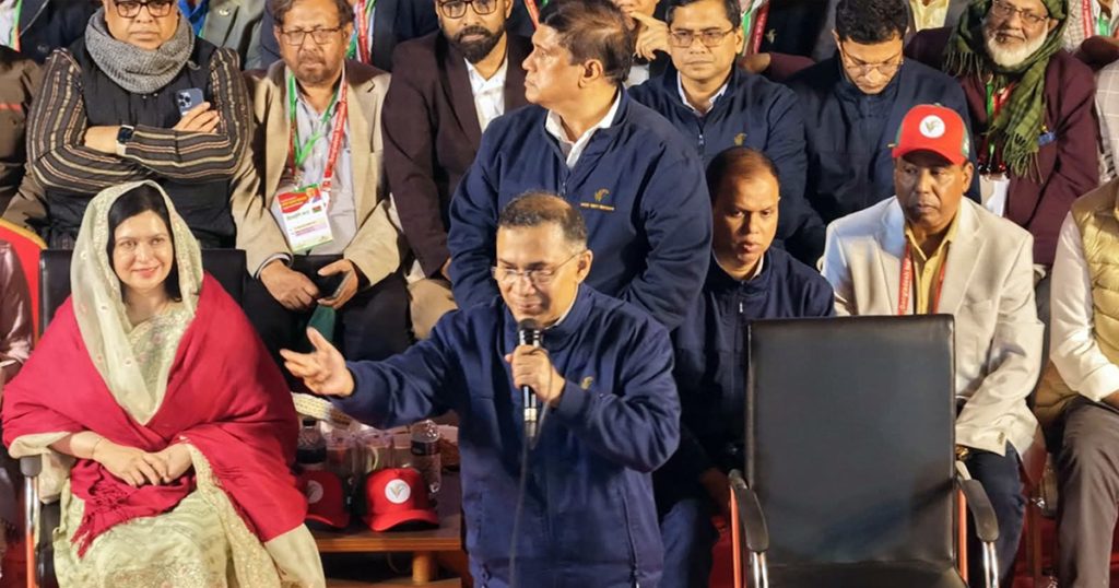 ১৯ বছর পর বগুড়ায় ফিরে আবেগাপ্লুত তারেক রহমান