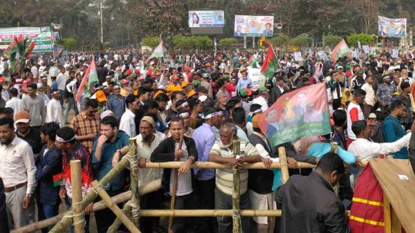 বরিশালে তারেক রহমানের জনসভা শুরু, নেতাকর্মীদের ঢল