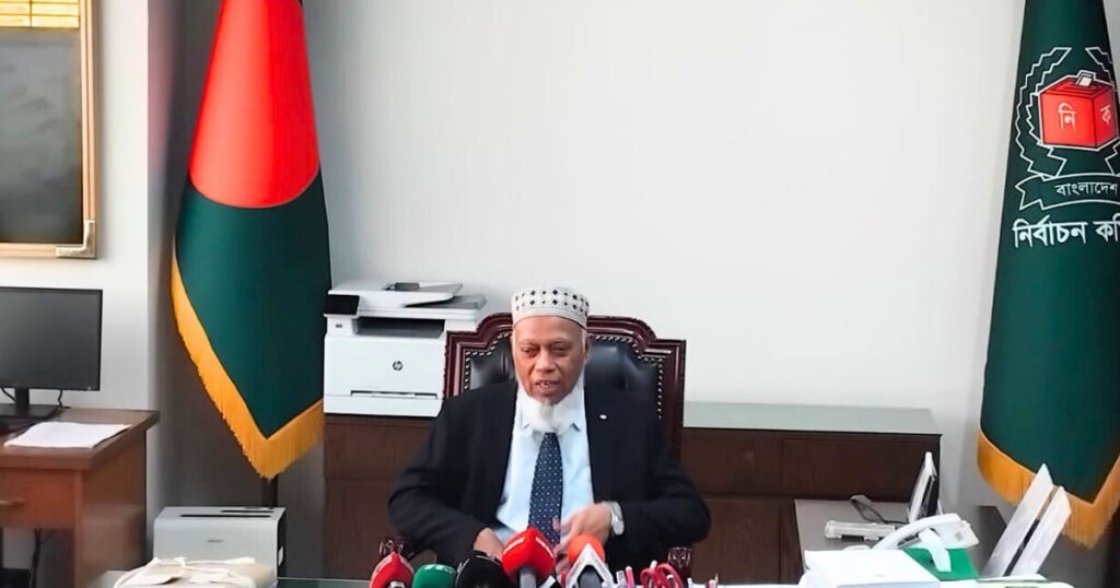 সিটি নির্বাচনে দলীয় প্রতীক থাকছে কি না, সিদ্ধান্ত বিএনপির কাছে: ইসি সিটি নির্বাচনে দলীয় প্রতীক থাকছে কি না, সিদ্ধান্ত বিএনপির কাছে: ইসি